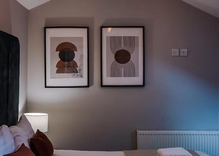 Host & Stay - The Georgian Coach House 2