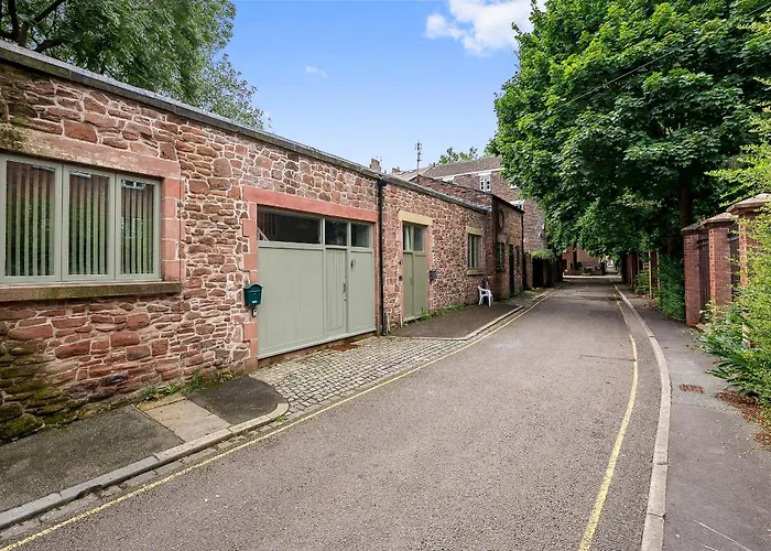 Host & Stay - The Georgian Coach House 2