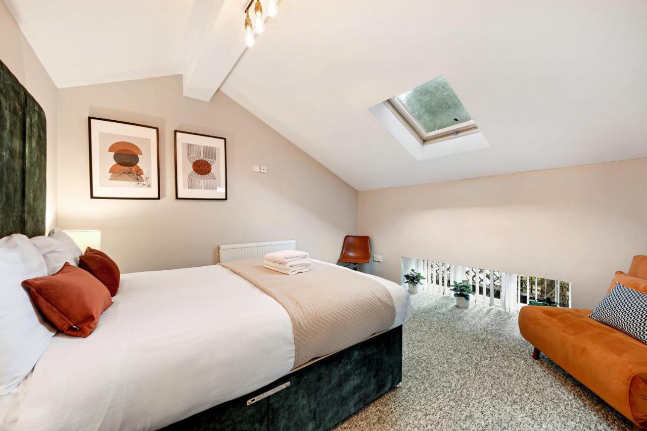 Apartment Host & - The Georgian Coach House 2