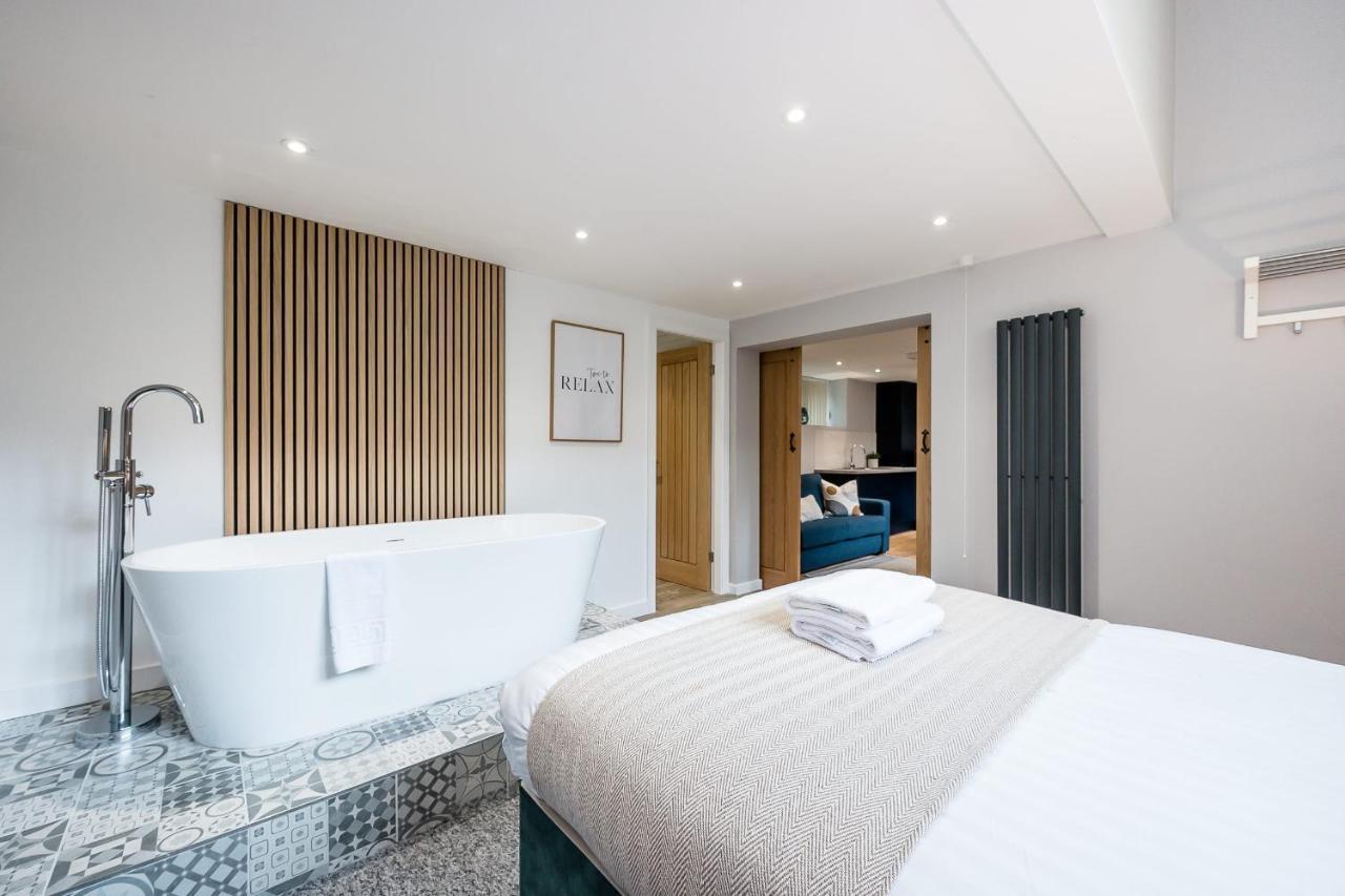Apartment Host & - The Georgian Coach House 2 *