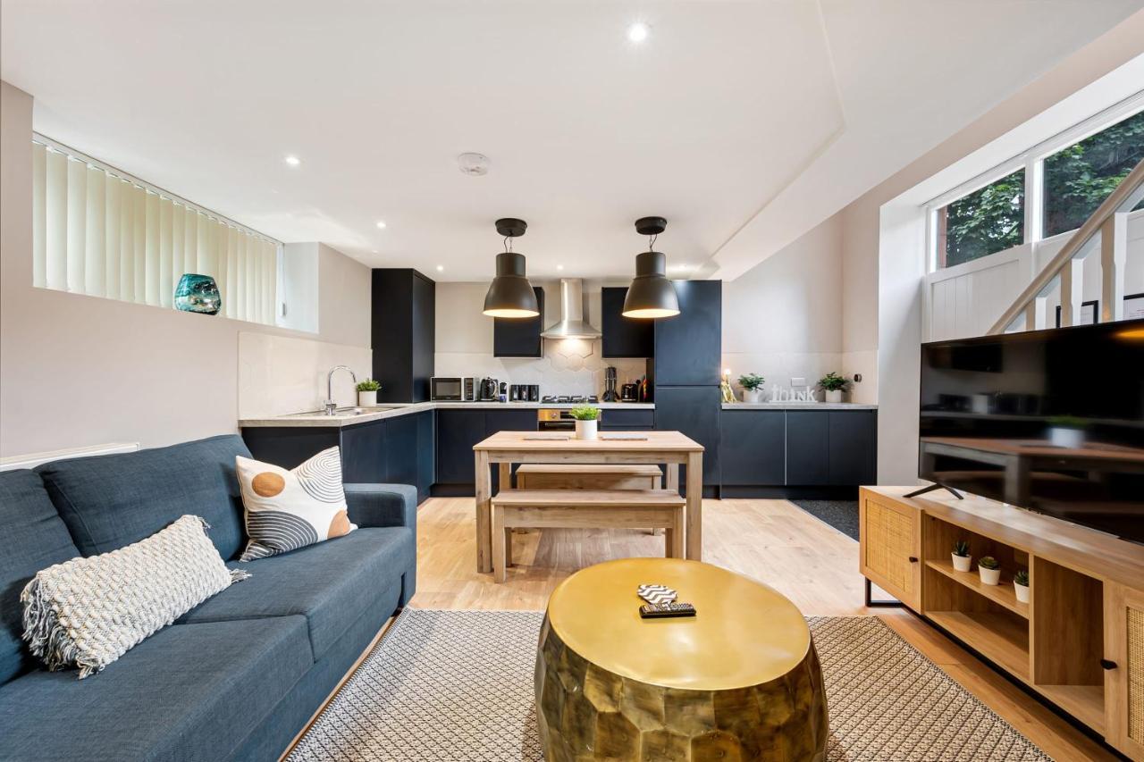 Host & - The Georgian Coach House 2 Apartment Liverpool