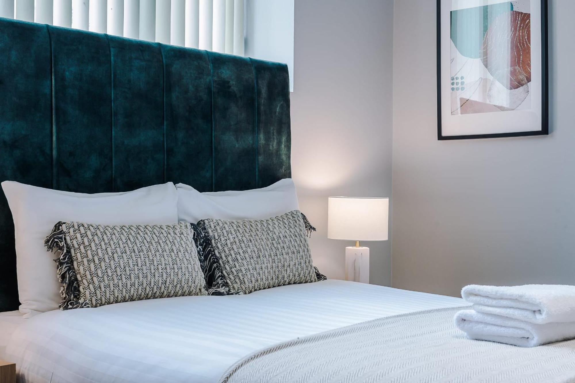Apartment Host & - The Georgian Coach House 2 *