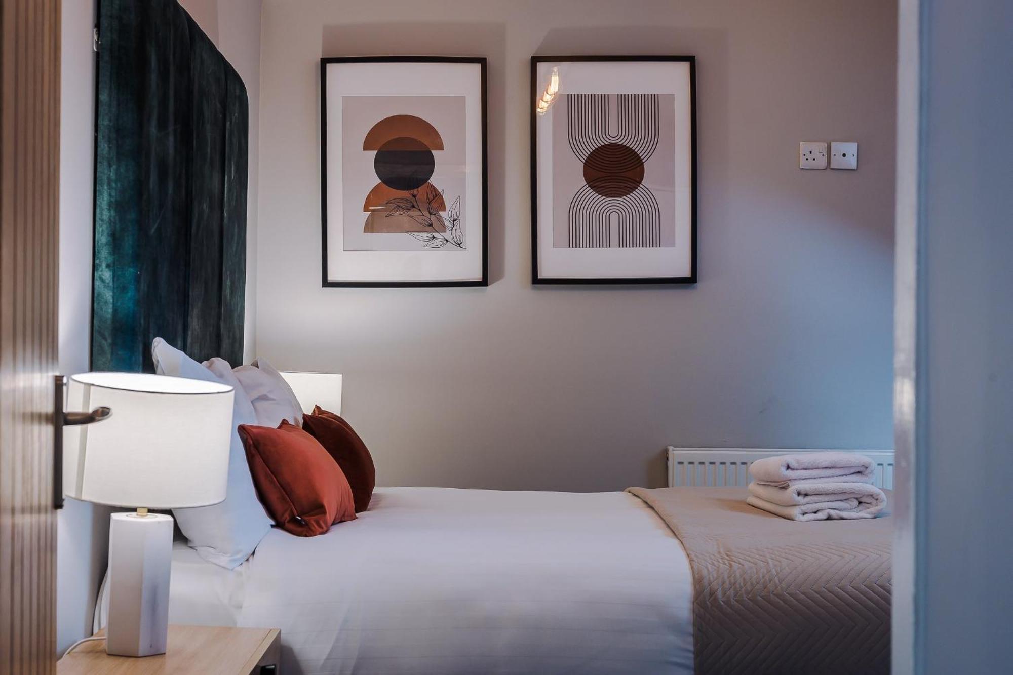 Apartment Host & - The Georgian Coach House 2 *
